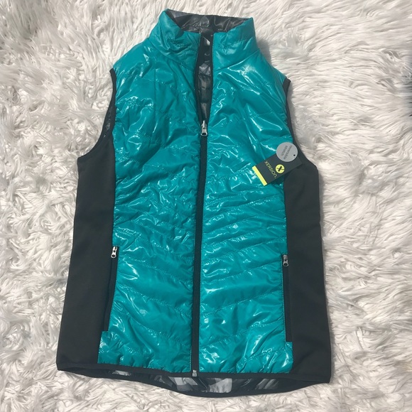 Vest - Picture 4 of 8